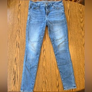 American Eagle Outfitters Light Blue Skinny Jeans Size 10 Long